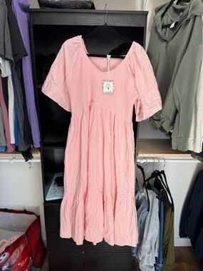 Women’s Kate Quinn smocked midi dress